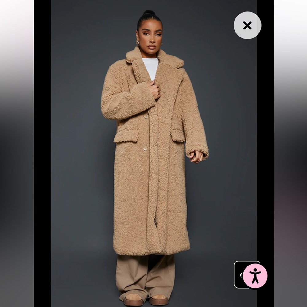 Pretty little thing long maxi teddy coat. 🧸